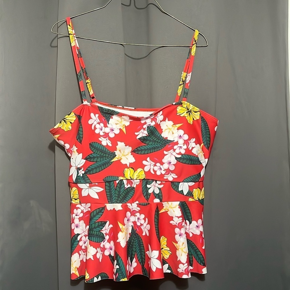 SHEIN 3X bathingsuit top